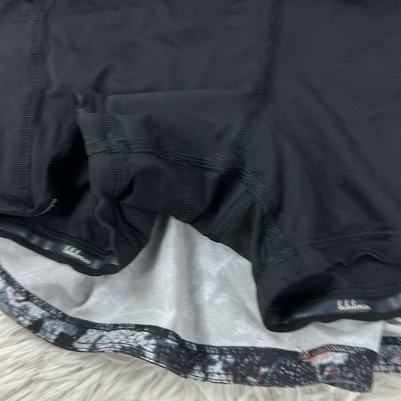 Lululemon Pace Rival Skirt (Regular) *No Panels Spring Bloom Multi / Black - Picture 4 of 8